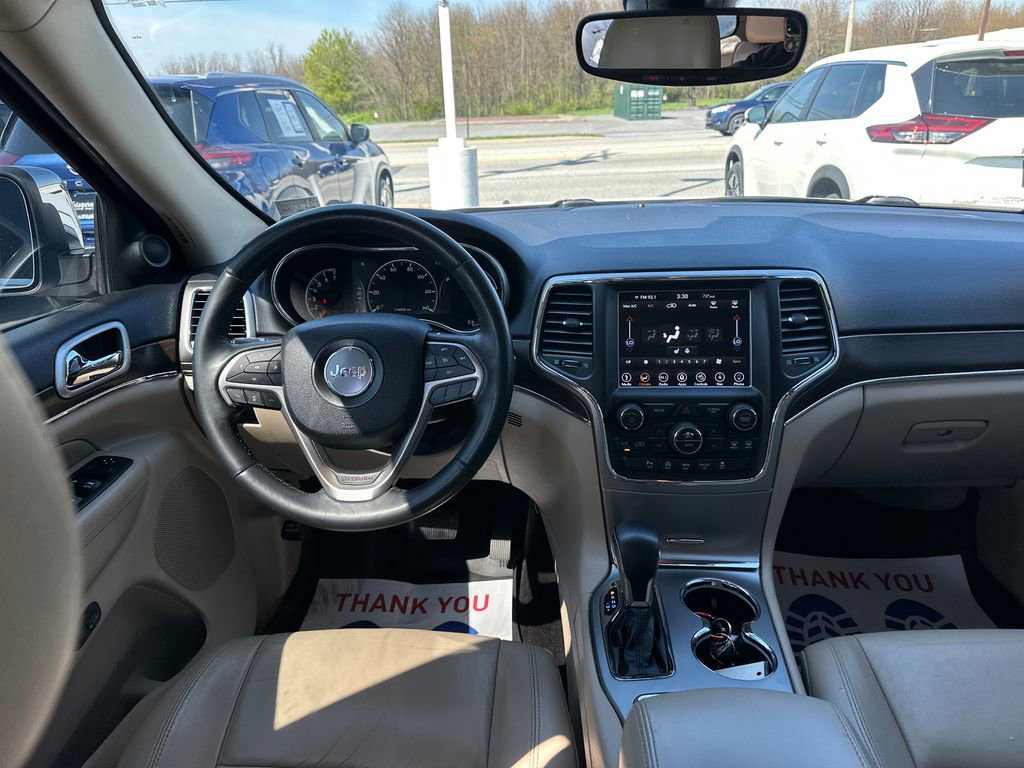 Used 2018 Jeep Grand Cherokee Limited image 17