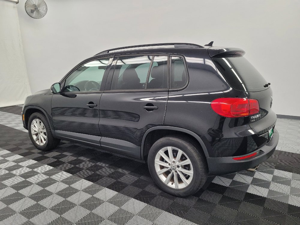 Used 2017 Volkswagen Tiguan Limited w/ Premium Package FWD image 3