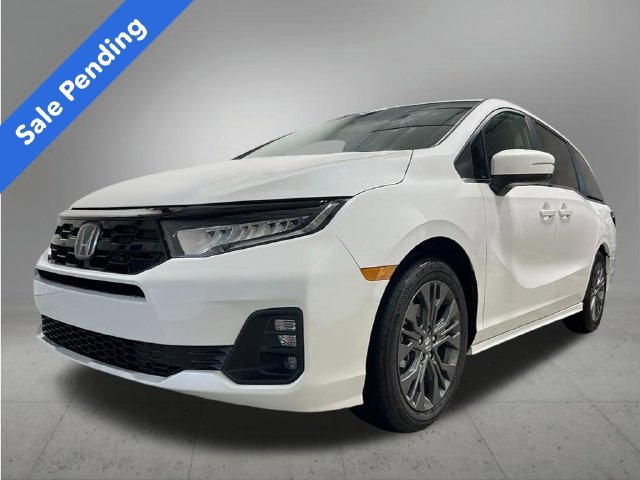 New 2027 Honda Odyssey Touring image 1