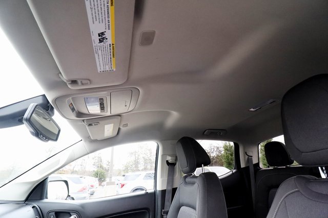 Used 2020 GMC Canyon SLE image 34