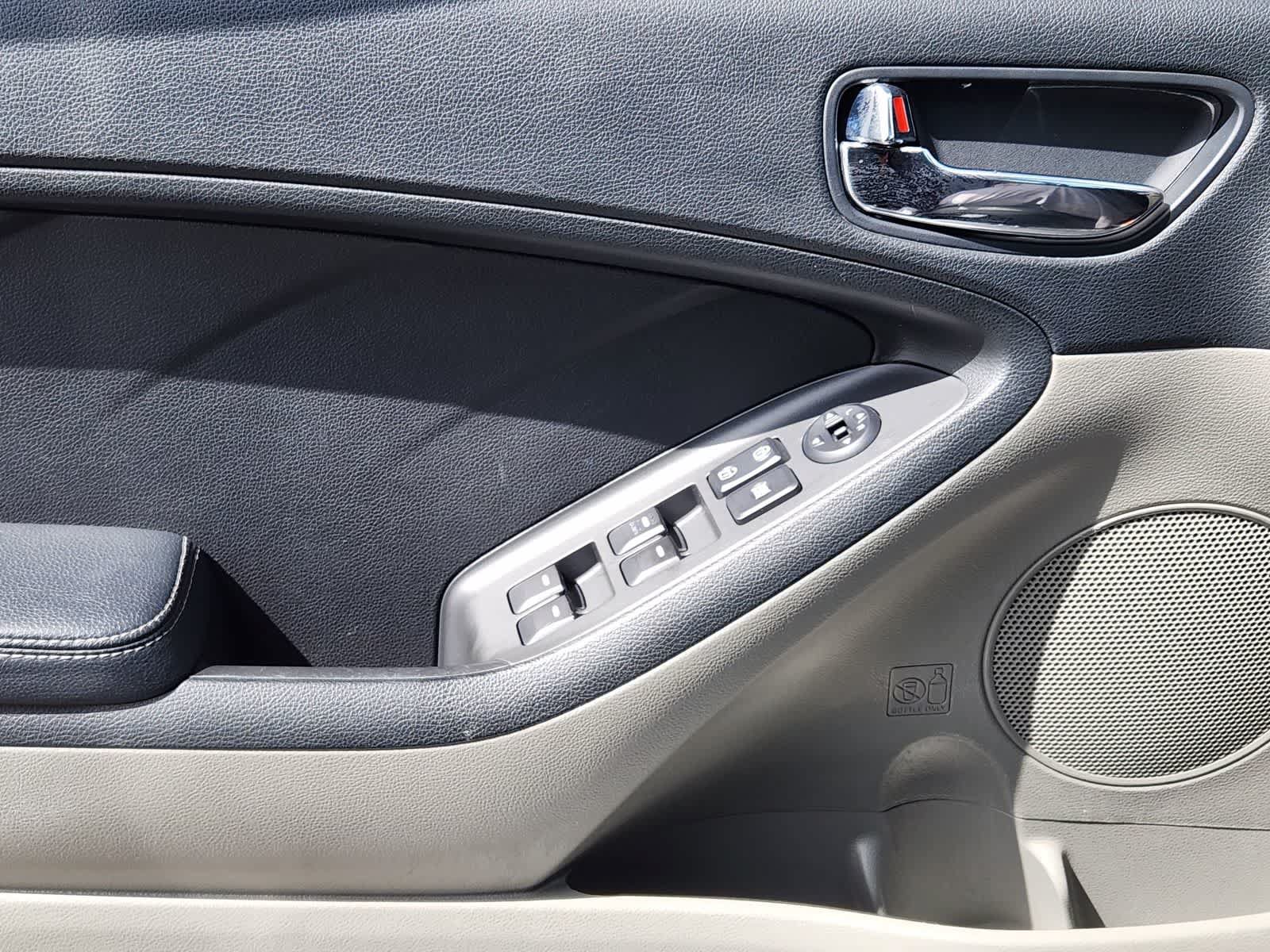Used 2016 Kia Forte LX FWD image 20