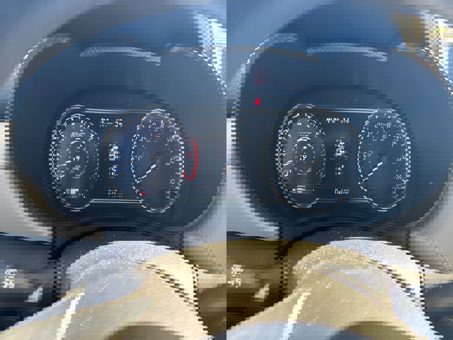 Used 2021 Nissan Versa SV image 14