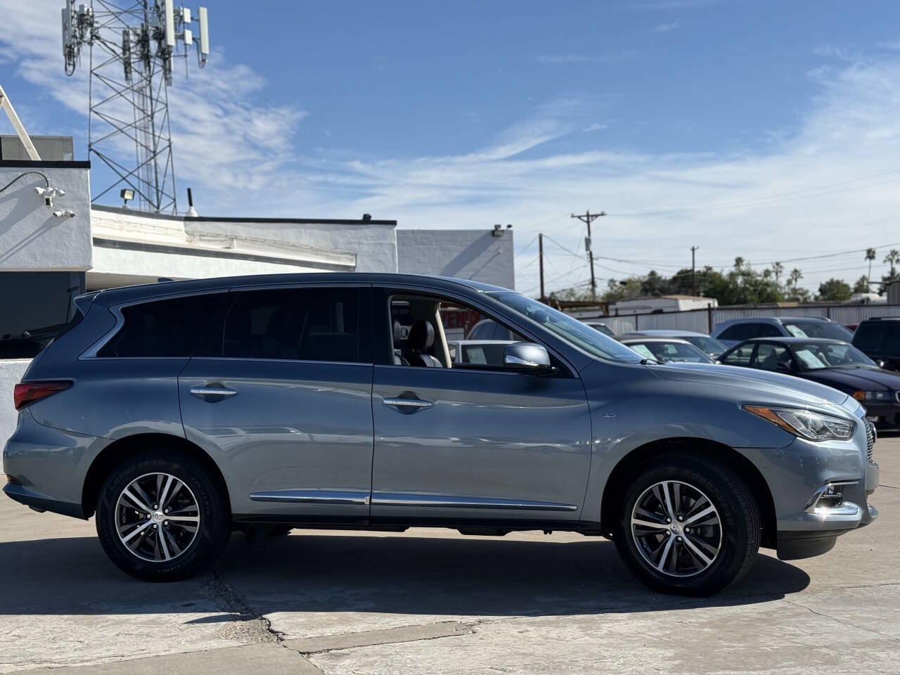 Used 2019 INFINITI QX60 Pure AWD/4WD image 4