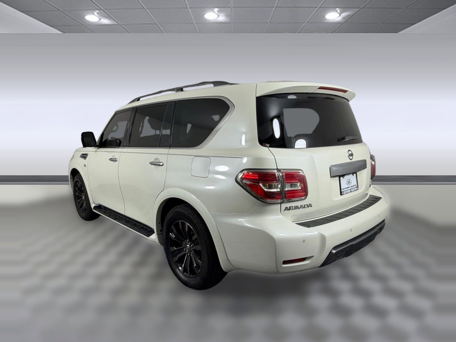 Used 2020 Nissan Armada Platinum w/ Captain's Chairs Package image 3