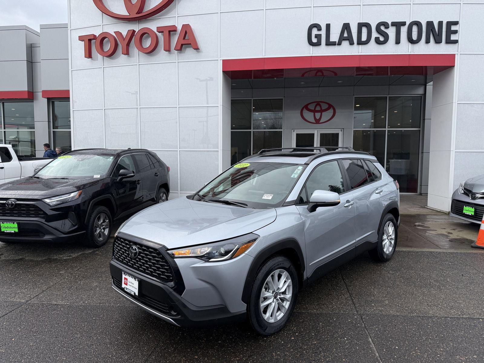 Certified 2022 Toyota Corolla Cross LE w/ Moonroof Package image 1