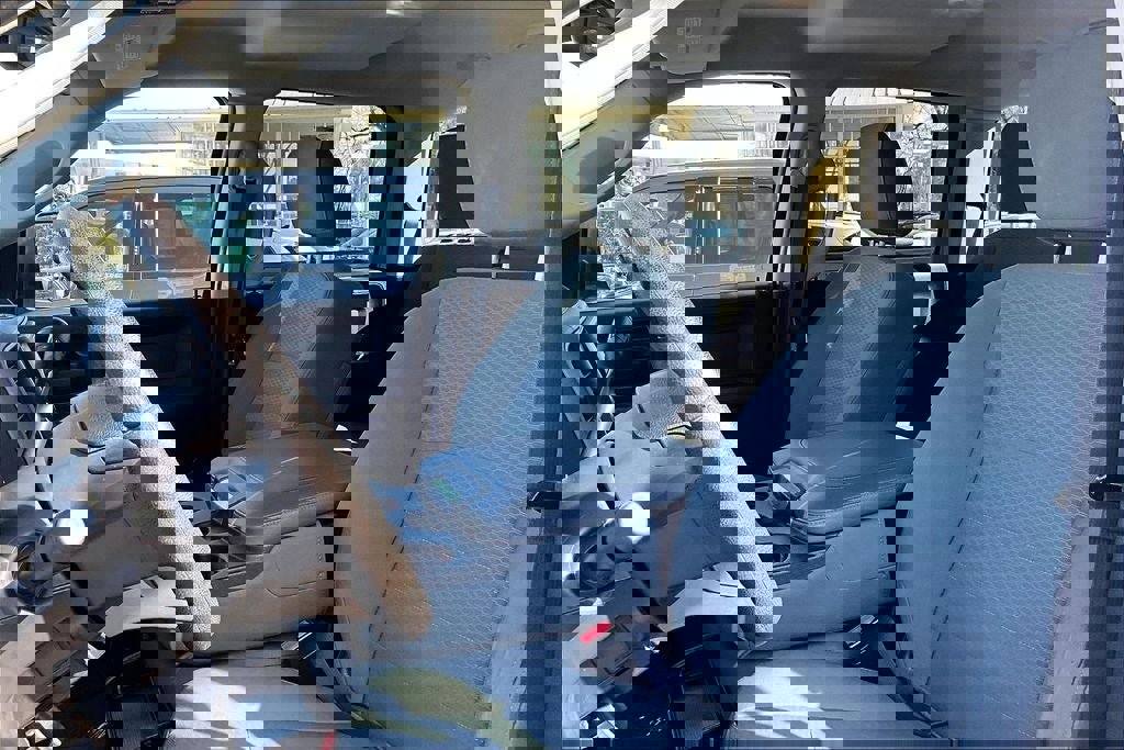 Used 2016 RAM 2500 Tradesman w/ Chrome Appearance Group image 18