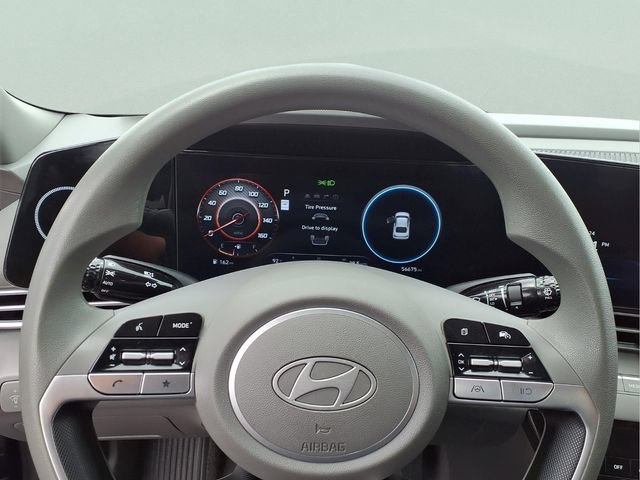 Used 2024 Hyundai Elantra SEL FWD image 9