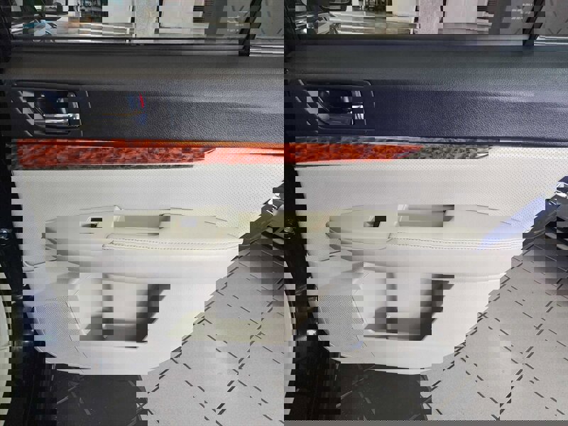 Used 2012 Subaru Legacy 2.5i Limited w/ Popular Pkg 2 image 26