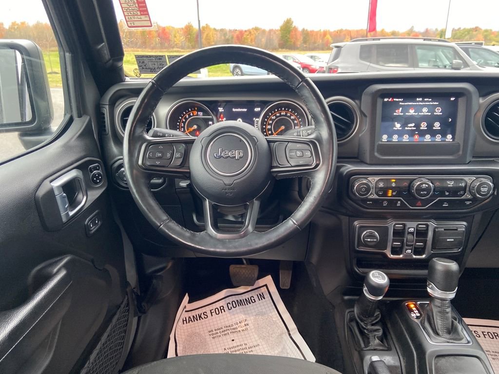 Used 2022 Jeep Gladiator Willys image 18