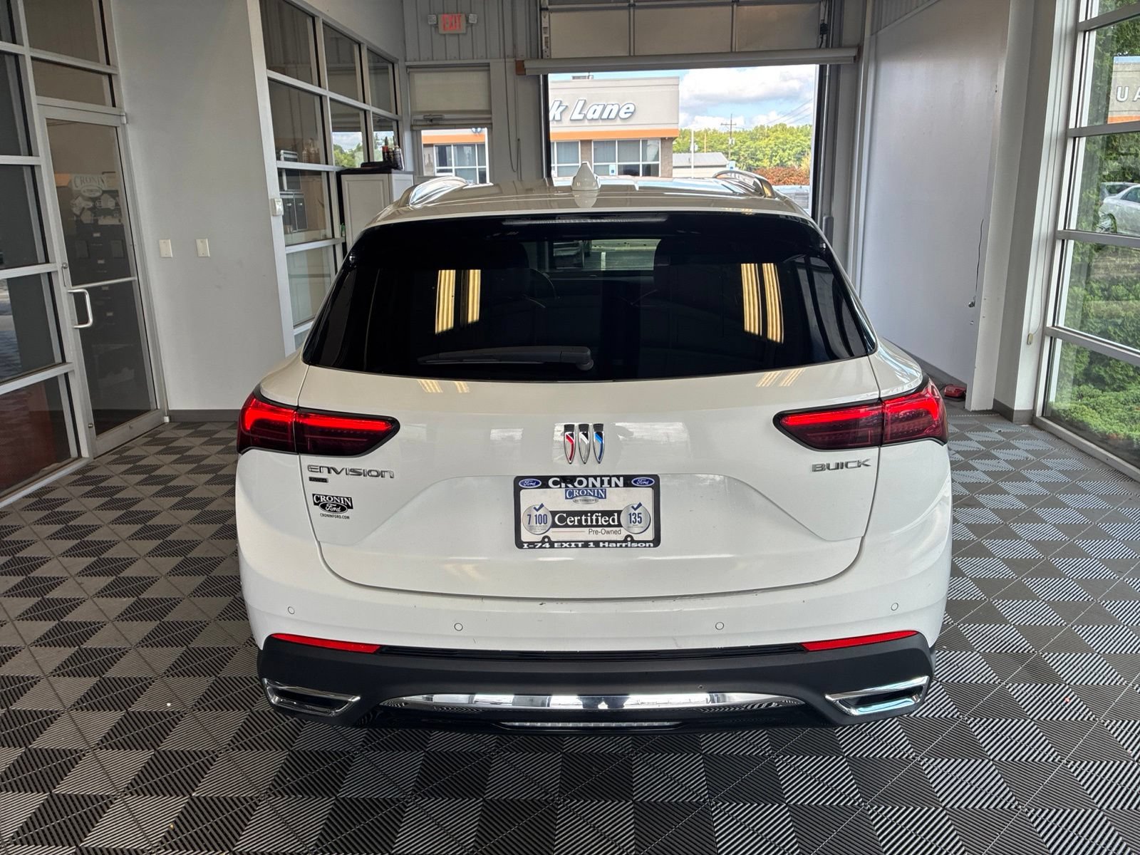 Used 2024 Buick Envision Preferred AWD/4WD image 5