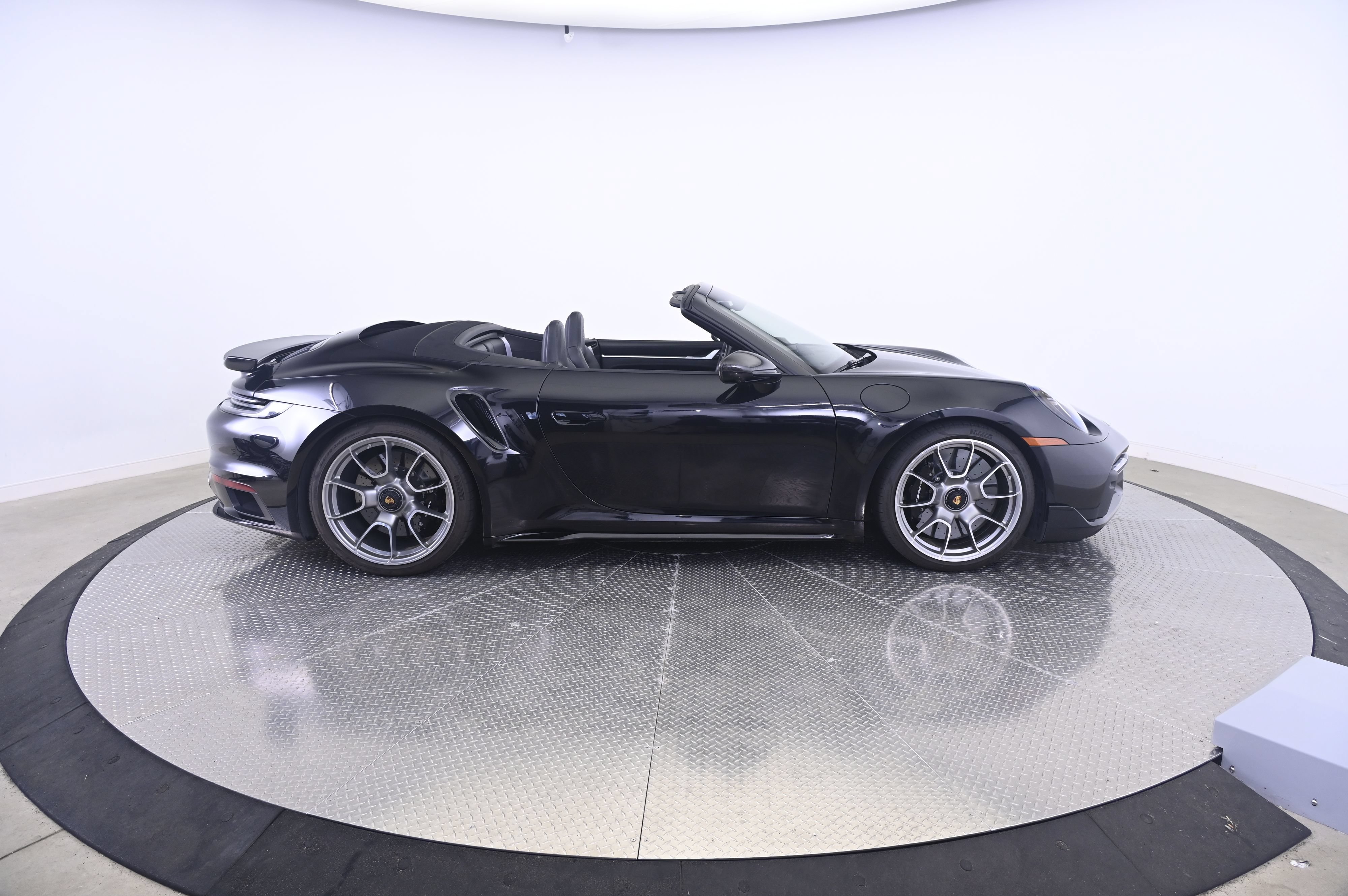 Certified 2021 Porsche 911 Turbo S AWD/4WD image 8