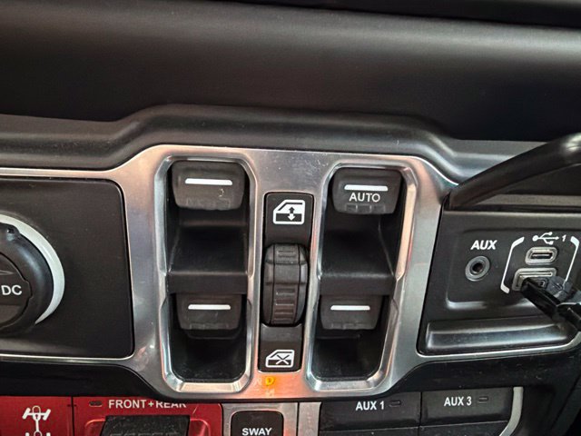 Used 2019 Jeep Wrangler Unlimited Rubicon AWD/4WD image 16