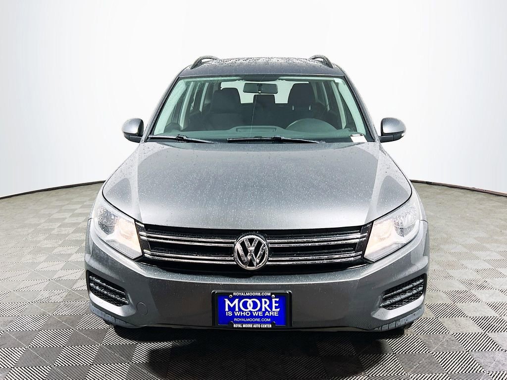 Used 2015 Volkswagen Tiguan S AWD/4WD image 2