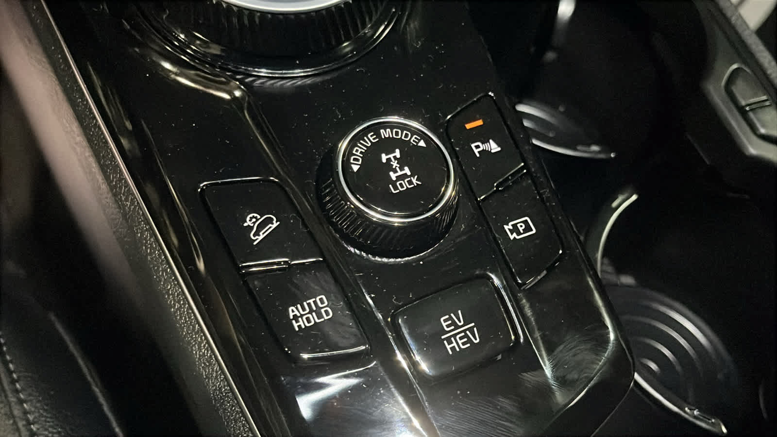 Used 2025 Kia Sportage X-Line AWD/4WD image 19