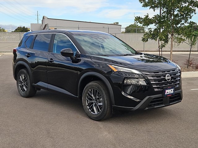 Used 2026 Nissan Rogue SV FWD image 3