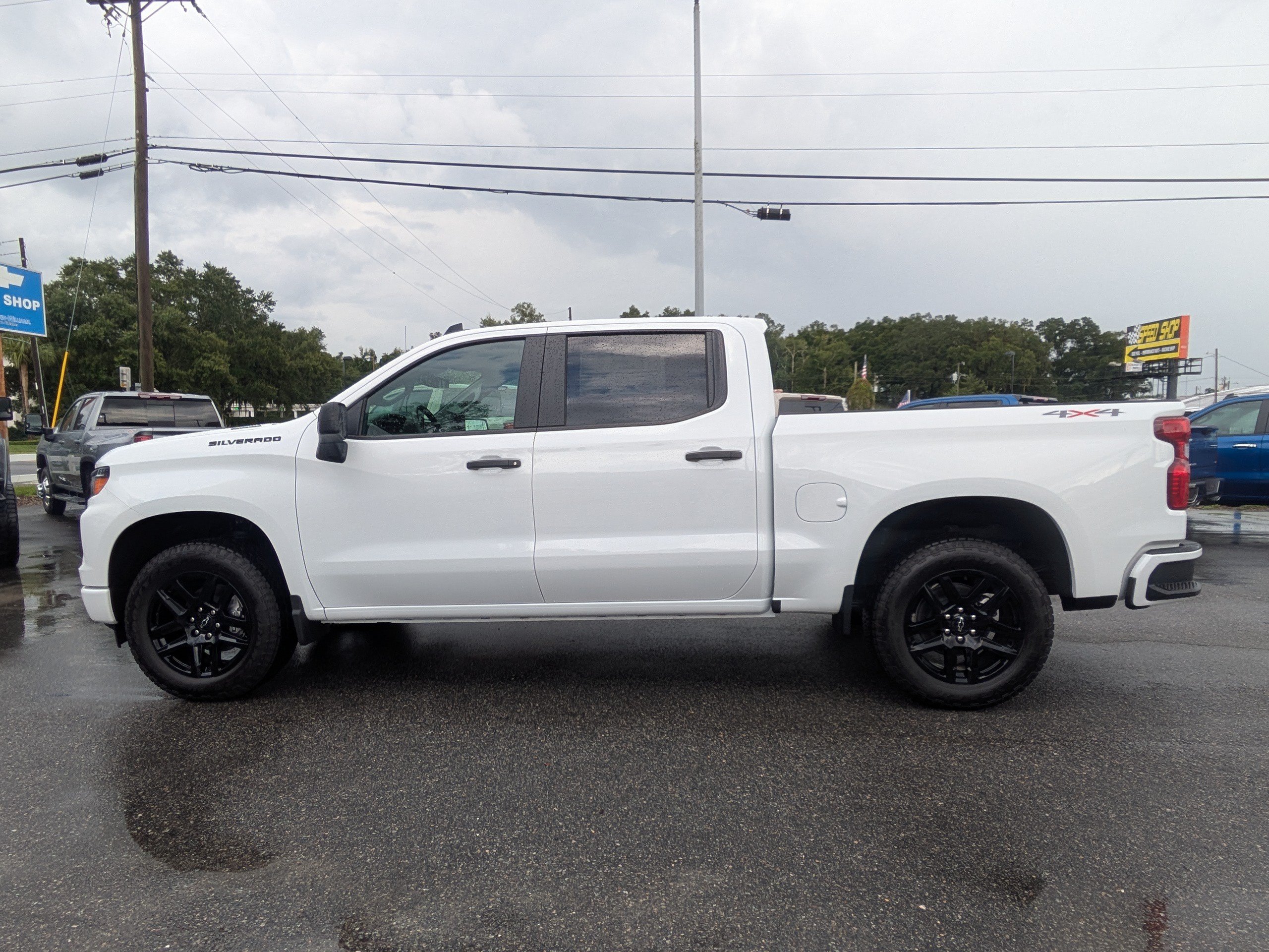 New 2026 Chevrolet Silverado 1500 Custom w/ Turbomax Blackout Package AWD/4WD image 7