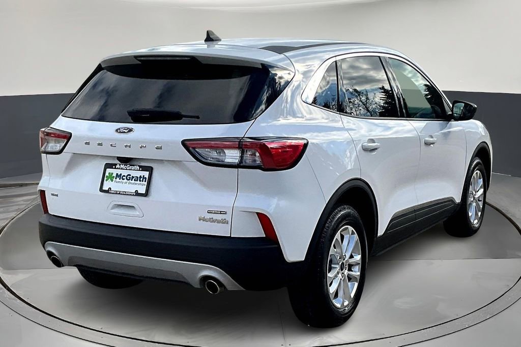 Used 2022 Ford Escape SE image 6