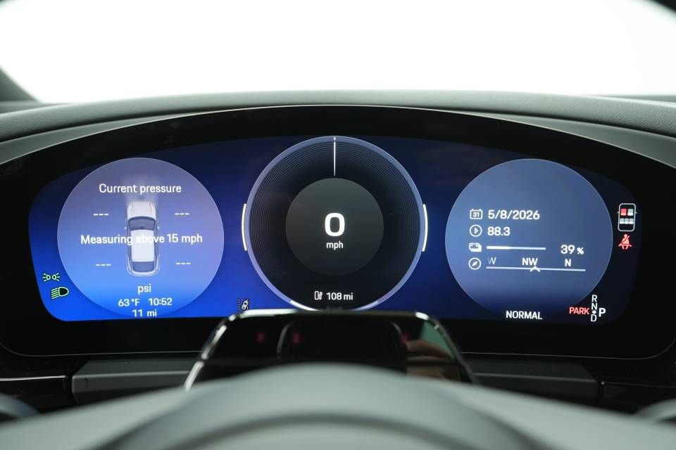 New 2026 Porsche Macan 4 Electric AWD/4WD image 14