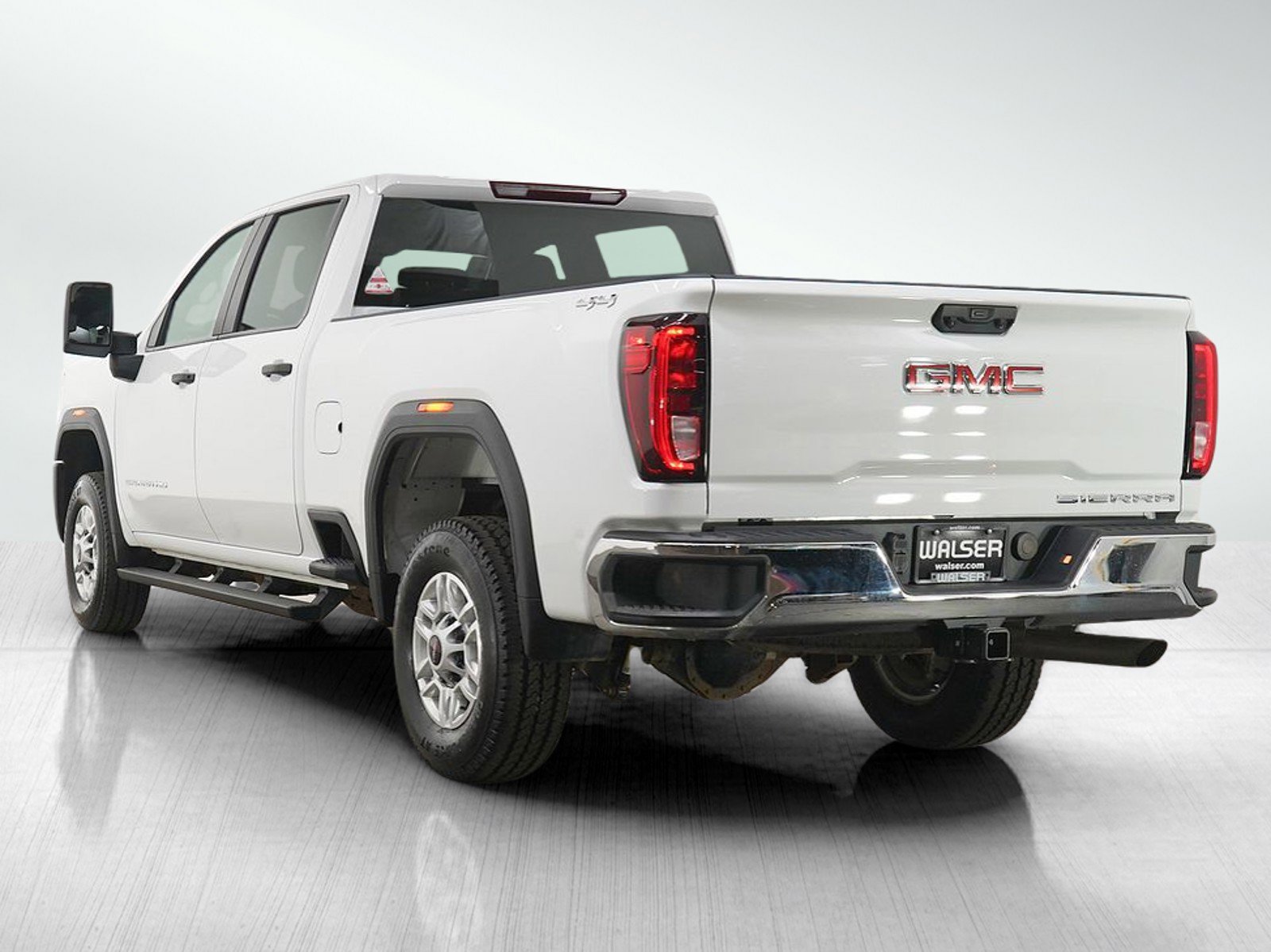 Used 2025 GMC Sierra 2500 Pro image 3