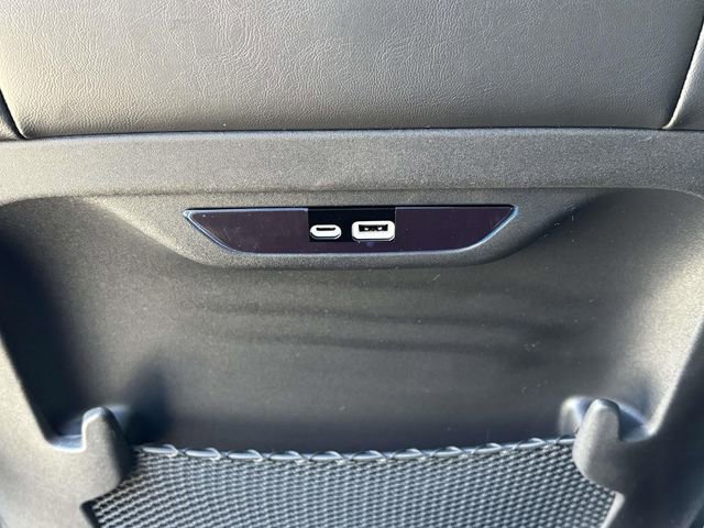 New 2027 Chrysler Pacifica Select FWD image 8