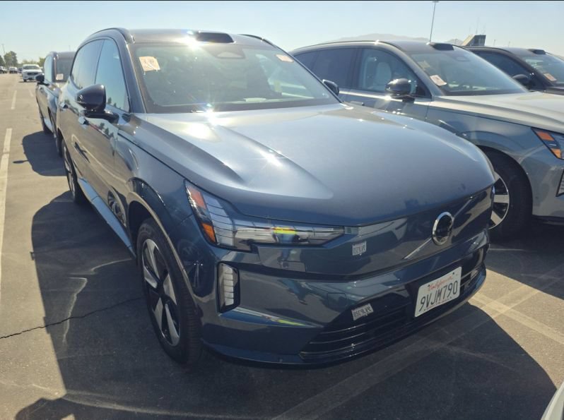 Used 2025 Volvo EX90 Plus AWD/4WD image 3