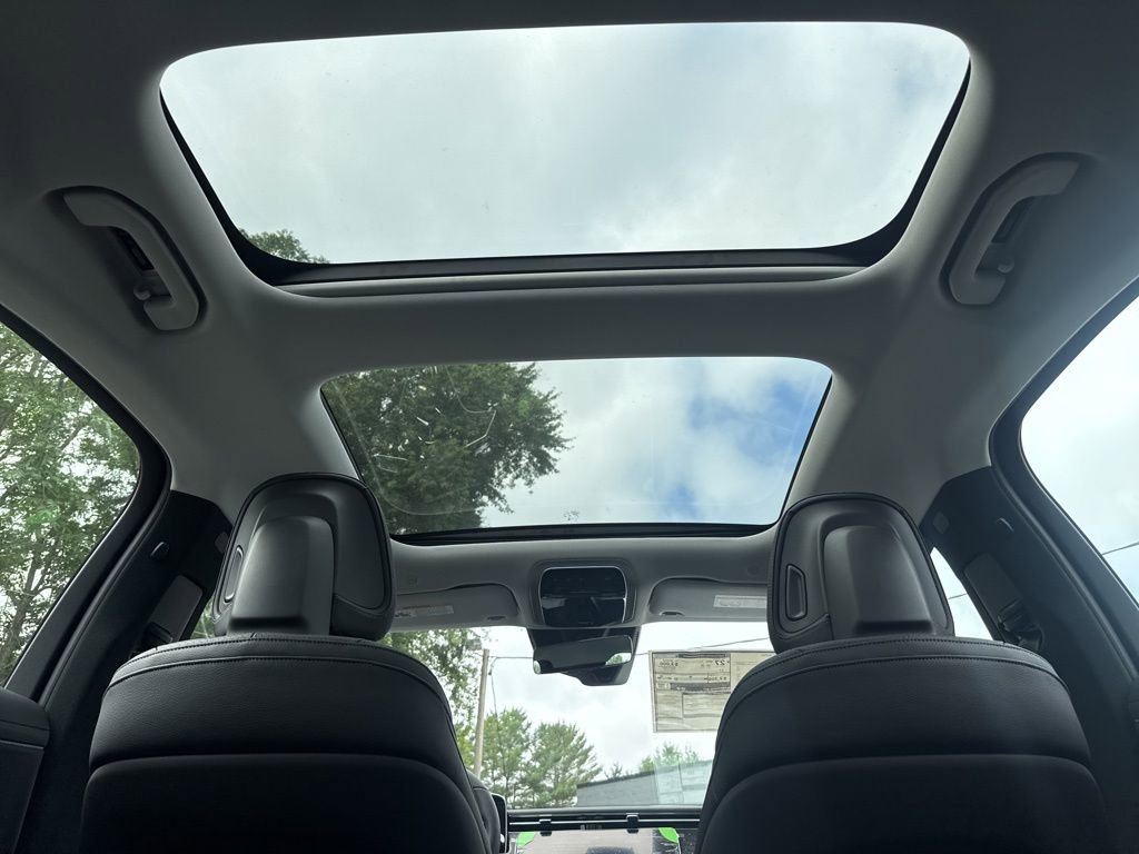 New 2026 Mercedes-Benz E 350 4MATIC Sedan image 32