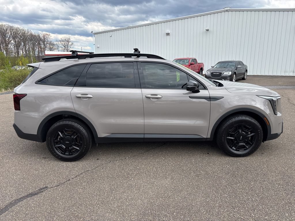 Used 2024 Kia Sorento SX Prestige w/ Olive Brown Leather Package AWD/4WD image 8