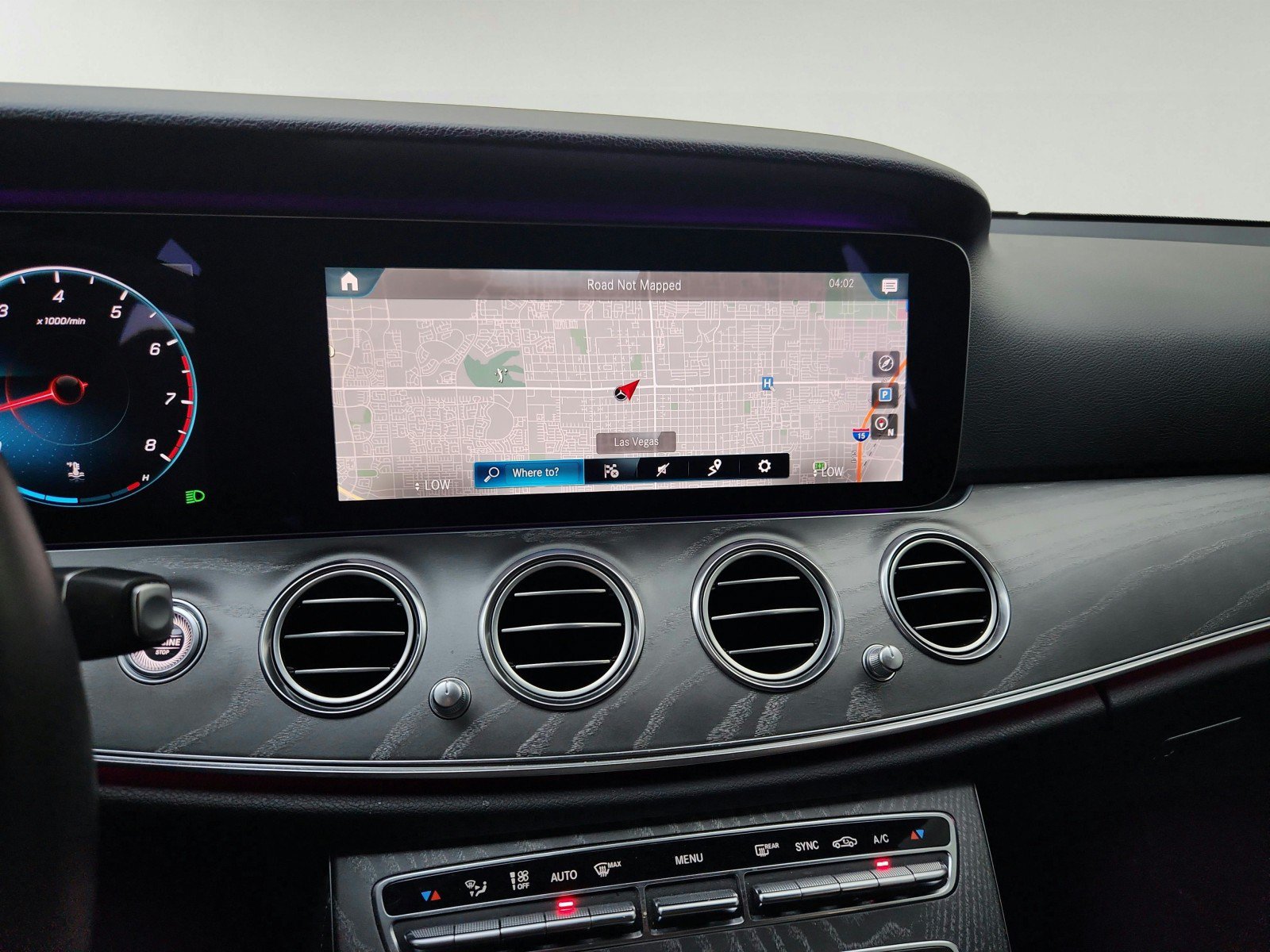 Used 2021 Mercedes-Benz E 350 Sedan image 23