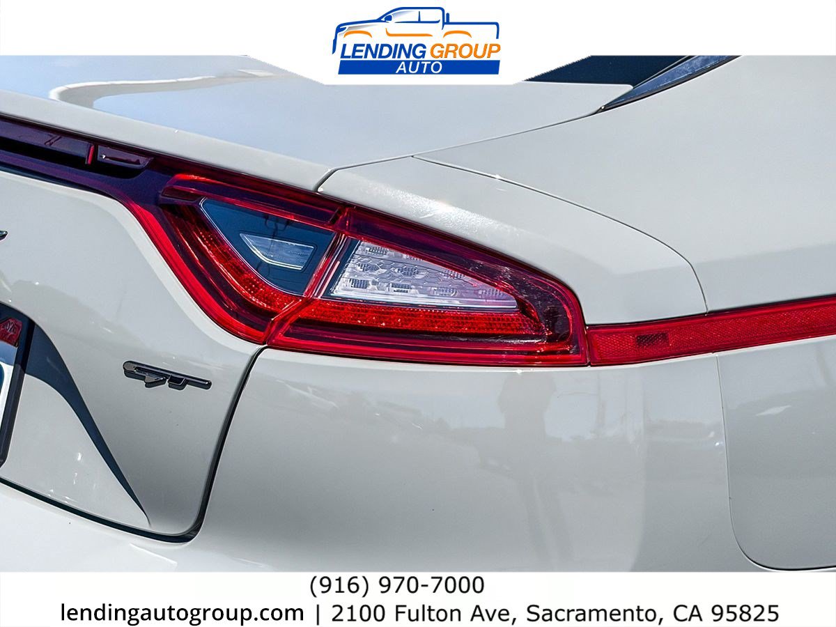 Used 2020 Kia Stinger GT1 RWD image 8