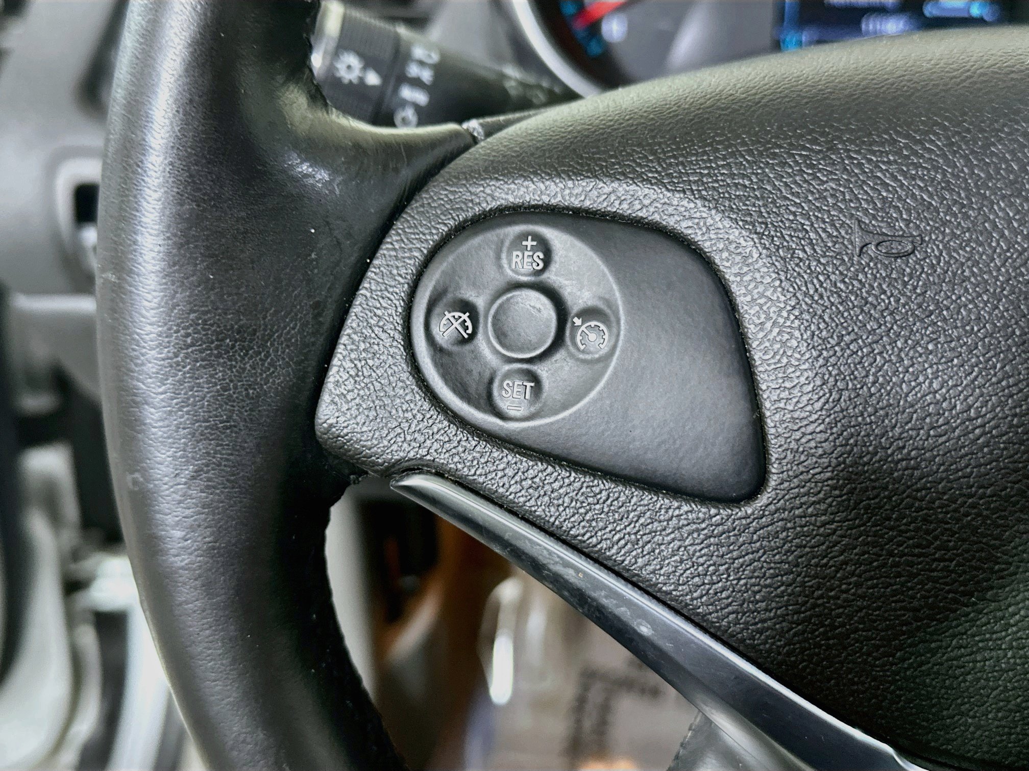 Used 2018 Chevrolet Impala LT FWD image 16