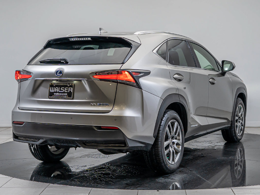 Used 2015 Lexus NX 300h AWD w/ Luxury Package image 10