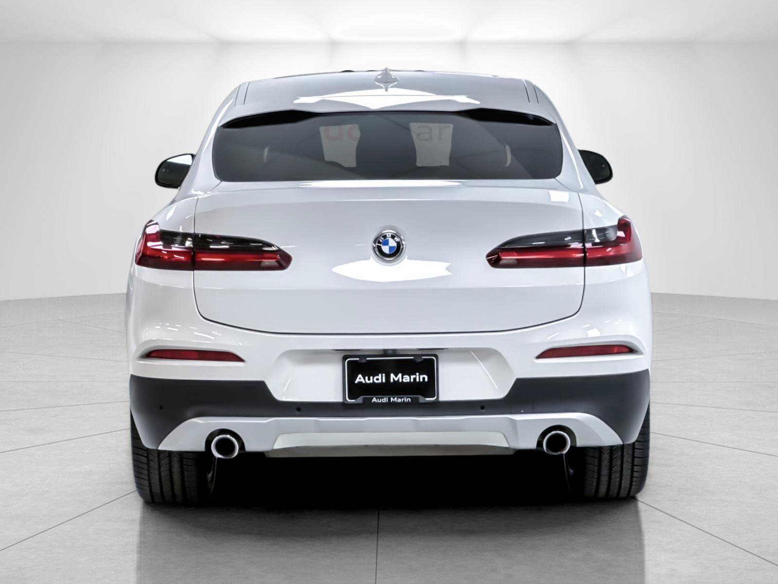 Used 2021 BMW X4 xDrive30i AWD/4WD image 4