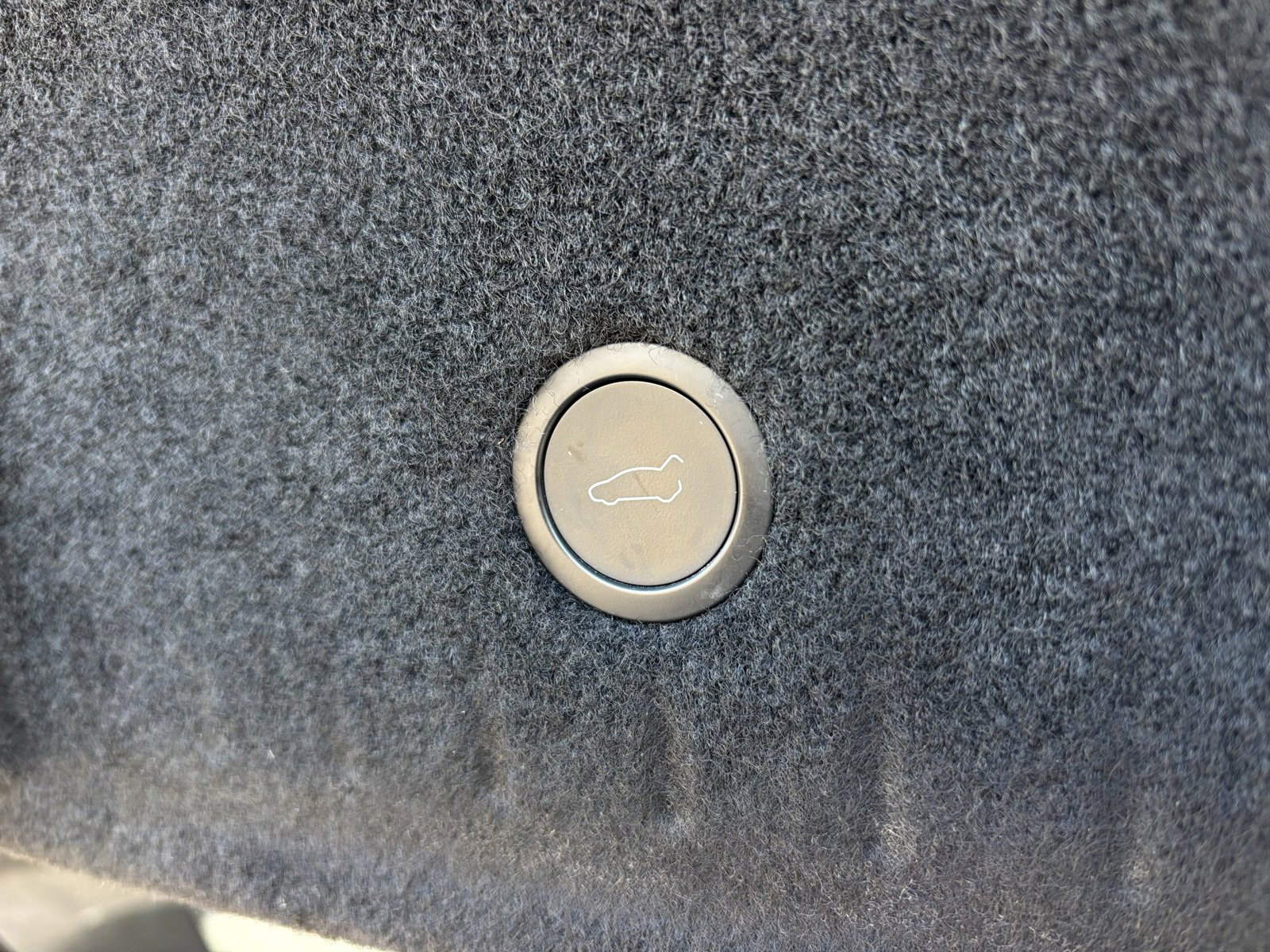 Used 2021 Tesla Model S Plaid image 22