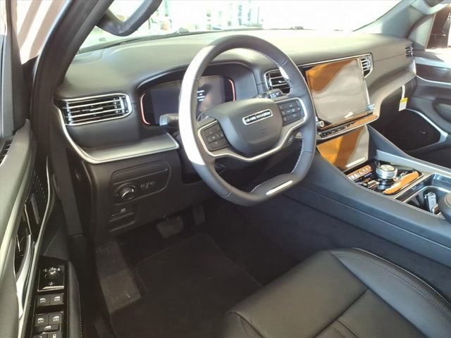 New 2026 Jeep Grand Wagoneer L Limited w/ Premium Group II image 16