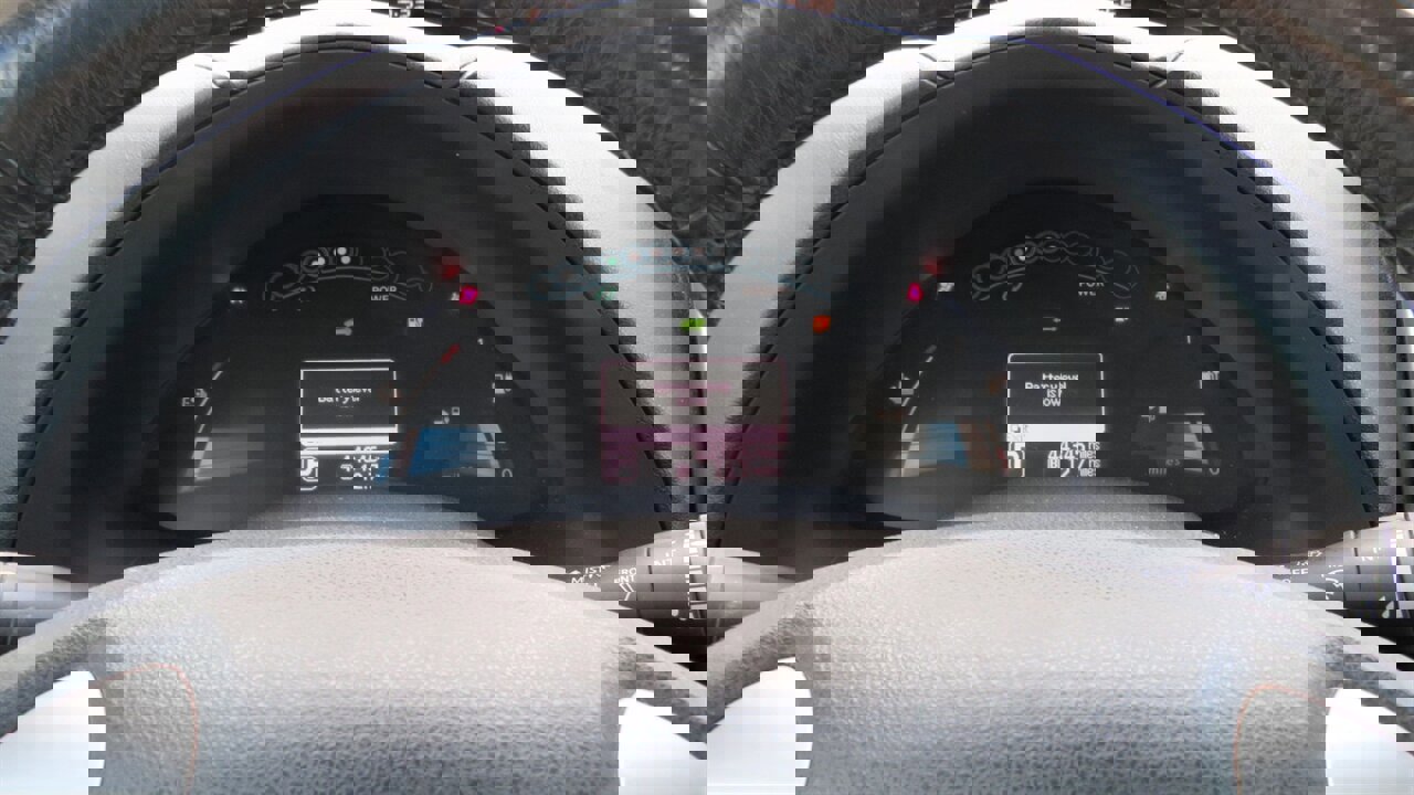 Used 2014 Nissan Leaf S w/ Charge Package image 12