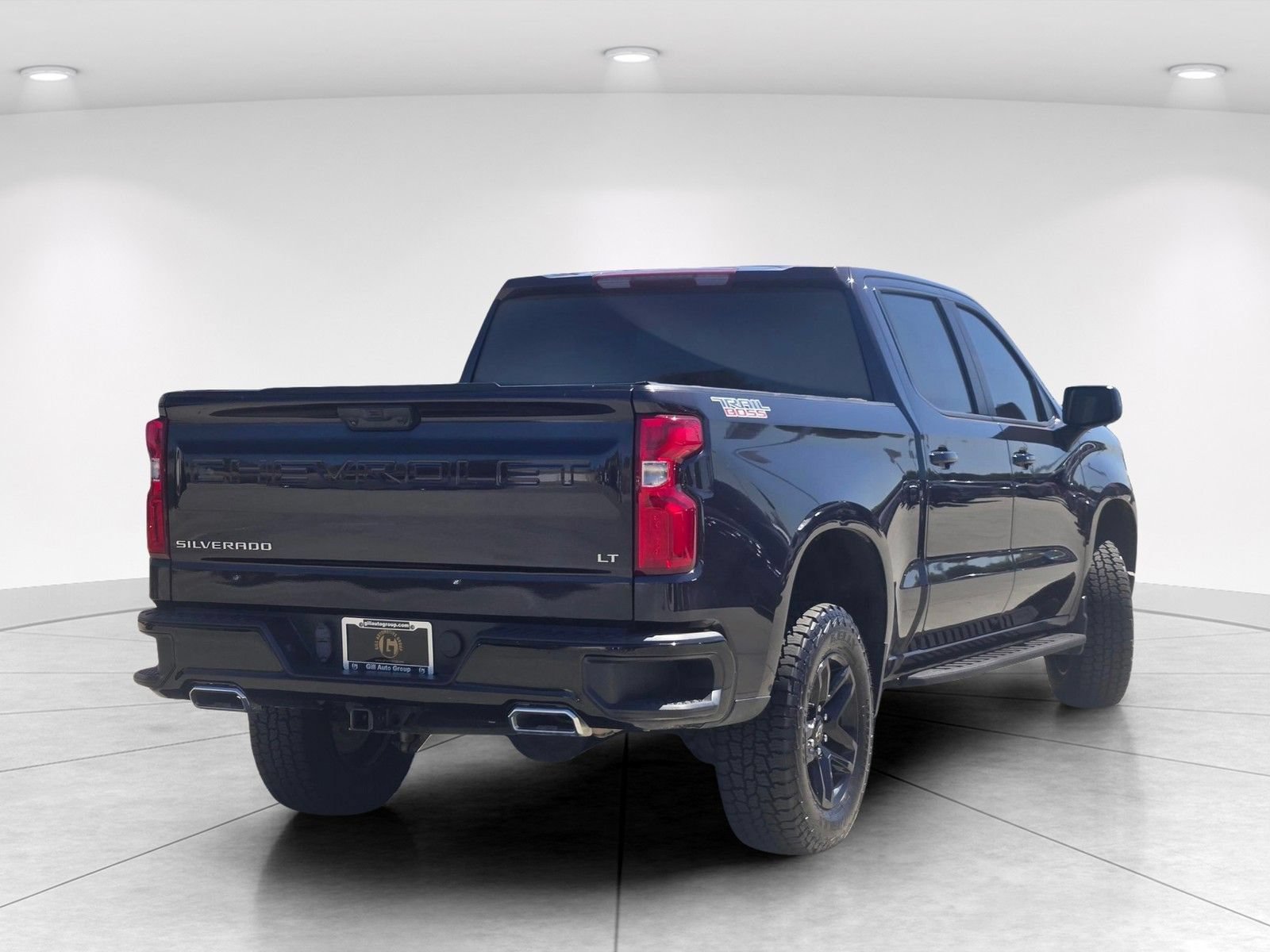 Used 2022 Chevrolet Silverado 1500 LT Trail Boss w/ Protection Package AWD/4WD image 3