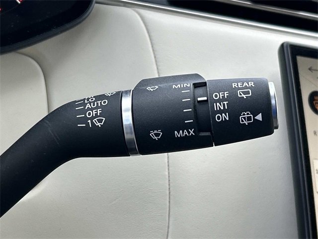 Used 2024 Land Rover Range Rover SE image 31
