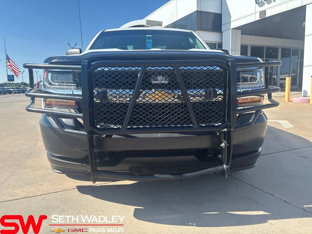 Used 2018 Chevrolet Silverado 1500 W/T w/ Trailering Package AWD/4WD image 2