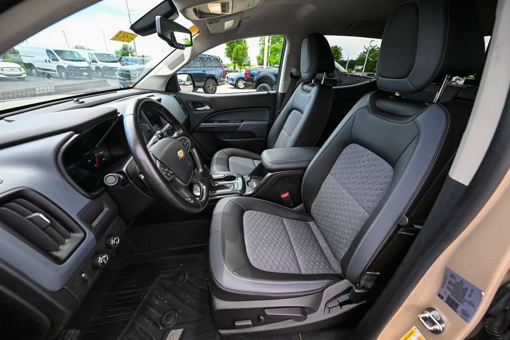 Used 2021 Chevrolet Colorado Z71 AWD/4WD image 18