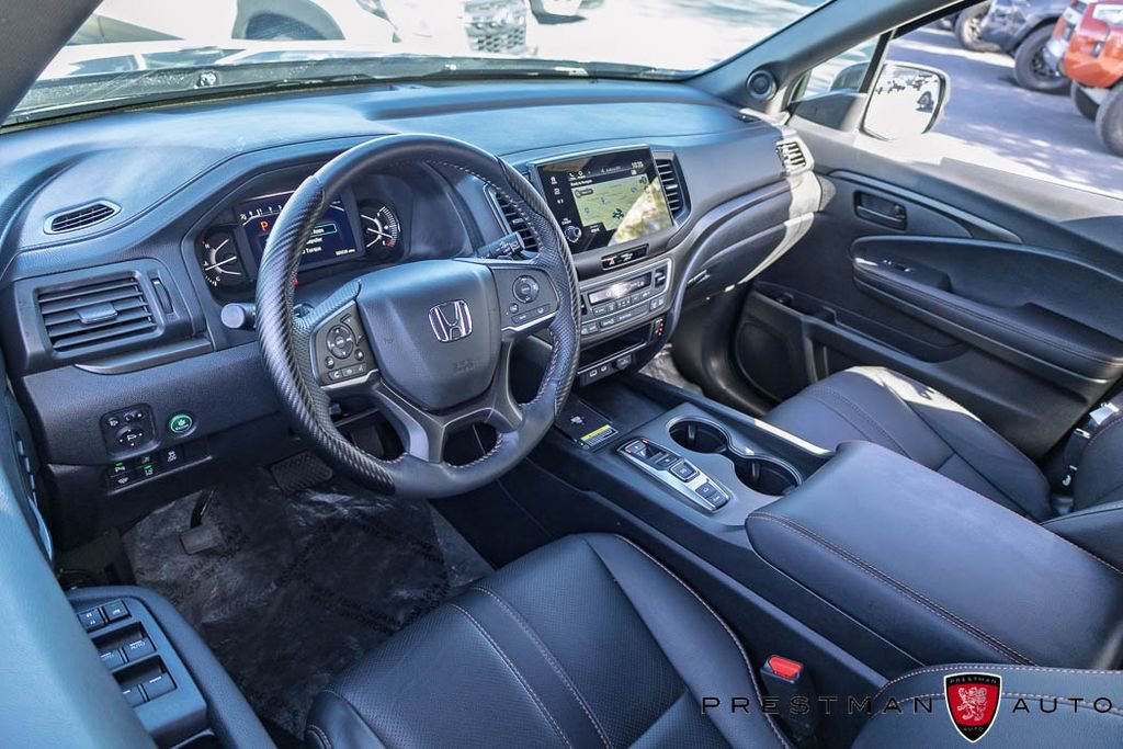 Used 2025 Honda Passport TrailSport image 21