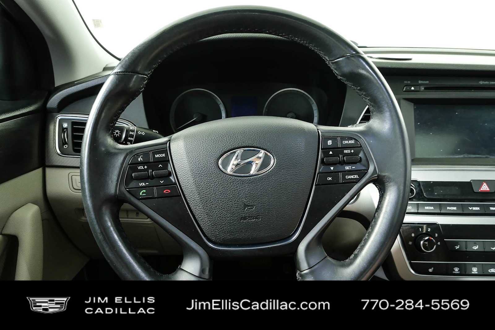 Used 2017 Hyundai Sonata Sport w/ Value Edition Package 02 FWD image 9