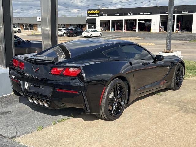 Used 2017 Chevrolet Corvette Stingray Coupe w/ Carbon Flash Badge Package RWD image 4