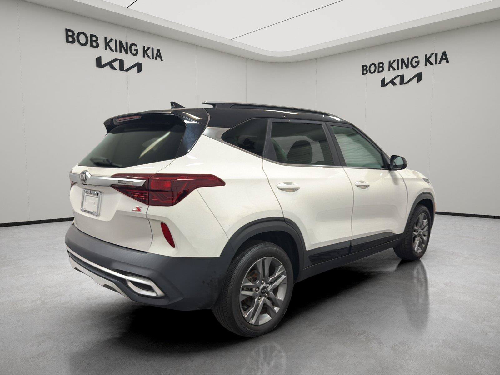 Used 2021 Kia Seltos S FWD image 5