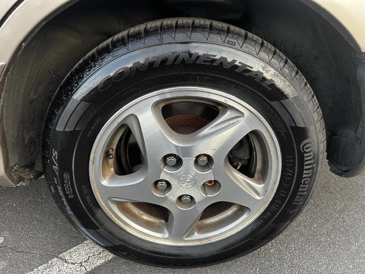 Used 1998 Toyota Avalon XLS image 34