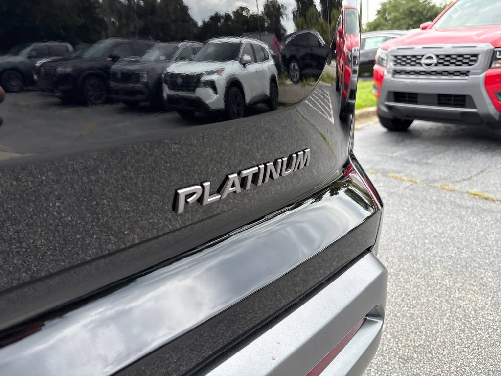 New 2026 Nissan Pathfinder Platinum FWD image 23