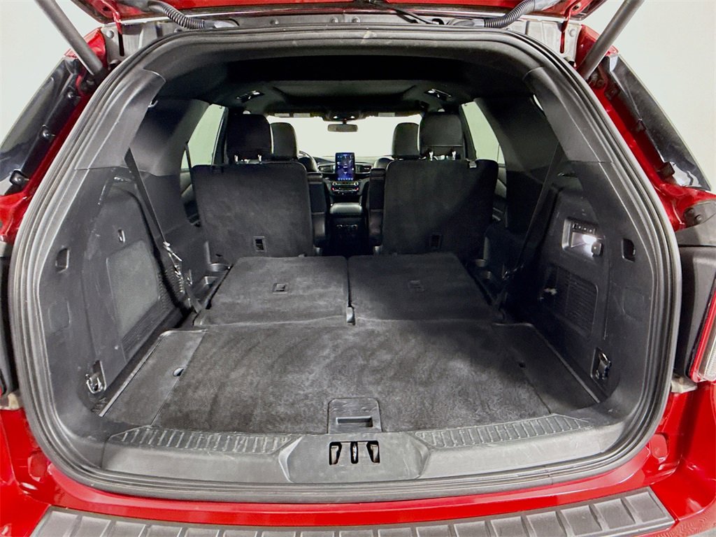 Used 2020 Ford Explorer ST w/ ST Street Pack image 22