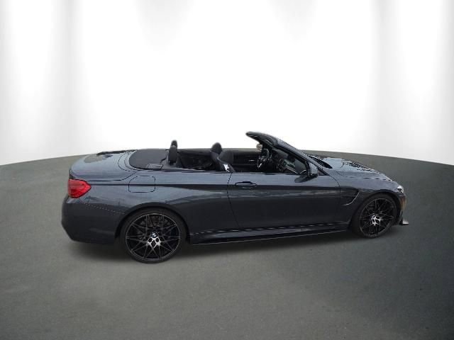 Used 2018 BMW M4 Convertible RWD image 14