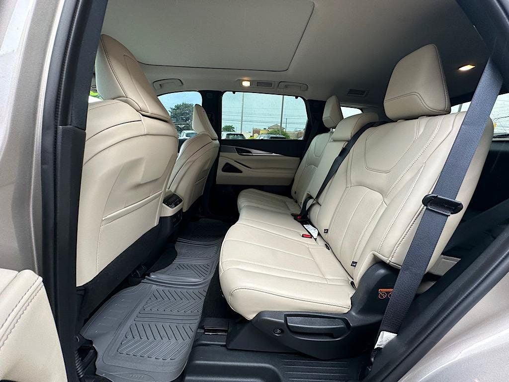 Used 2023 INFINITI QX60 Luxe w/ Cargo Package AWD/4WD image 16
