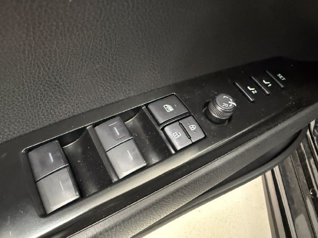 Used 2026 Toyota Camry XSE w/ Premium Package FWD image 28