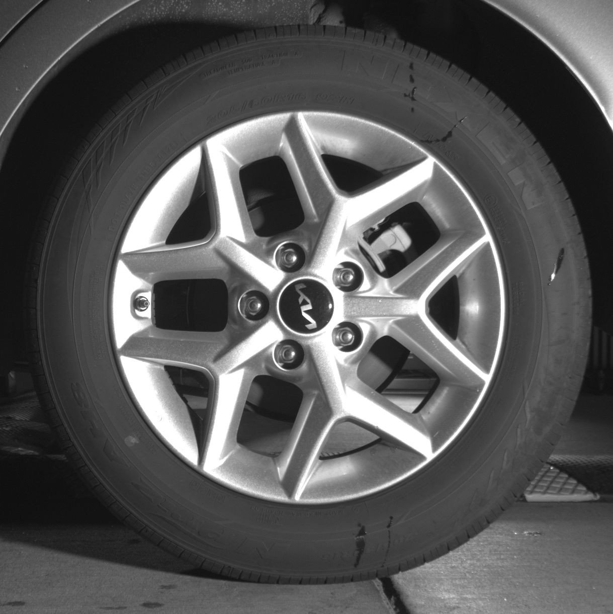 Used 2025 Kia Soul LX w/ LX Technology Package FWD image 14